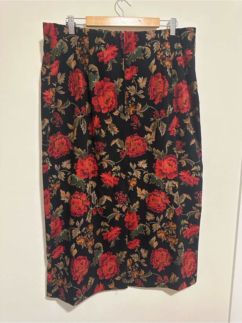 Vintage Briggs New York Floral Tapestry Pencil Skirt - plus size 20W